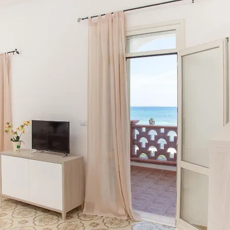 Casa Bellavista 6 Fronte Mare A *